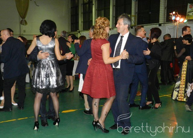 XI. Jótékonysági Kórházbál 25